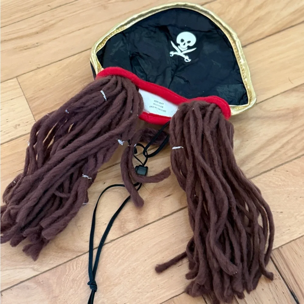 Green Dinosaur 🦖 Costume and Pirate Hat 🏴‍☠️ for Pets 🐱 🐶